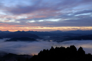 奈良　鳥見山公園　朝焼け　雲海　秋