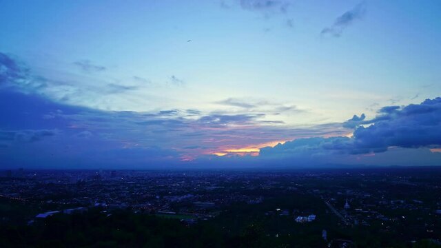 timelapse Hat Yai City skyline with Twilight Sky at Songkhla in Thailand
