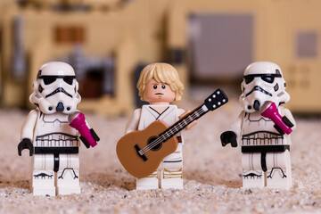 Naklejka premium Lippstadt - Deutschland 3. Januar 2021 Lego Minifiguren aus Star Wars