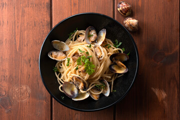 Deliziosi spaghetti alle vongole veraci, Cucina Italiana