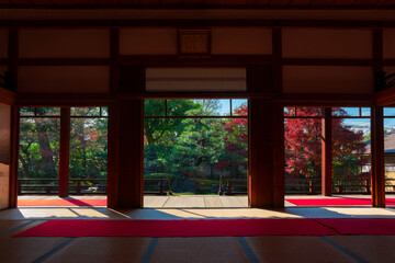 京都　建仁寺の塔頭寺院　正伝永源院の紅葉