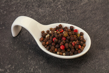 Peppercorn heap in the bowl