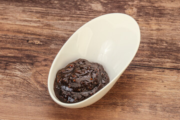 Black Pepper sauce in the bowl