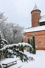 zima w Olsztynie na Warmii w północno-wschodniej Polsce