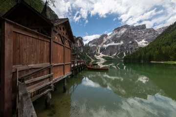 Lago di Braies - Pragser Wildsee mit Ruderbooten 