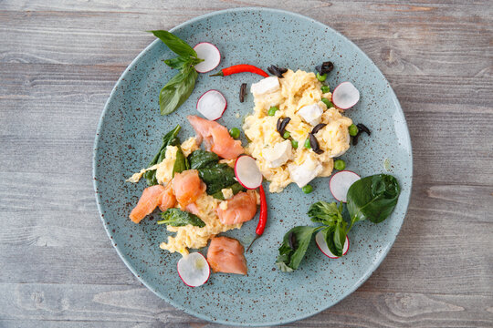 Scrambled Eggs With Salmon And Cheese