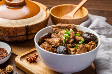Delicious braised spareribs