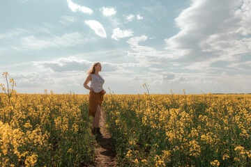 Fototapeta premium Staycations,Social distance. gen z travels alone suitcase to the covid 19 coronavirus pandemic, isolation, tourism,new normal.Staycations, hyper-local travel, Road trip,getaway, natural environment