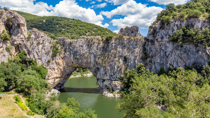 Le Pont d'Arc en Ardèche