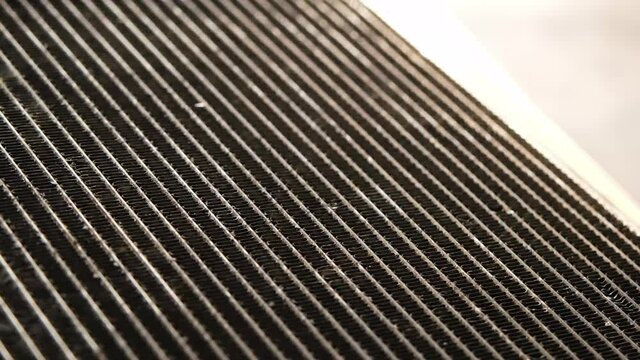 The car's air conditioner coil is very dirty after a long period of use.