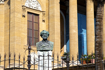 Obraz premium Teatro Massimo Vittorio Emanuele in Palermo
