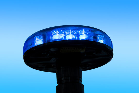 Blaue teleskopierbare Rundumkennleuchte