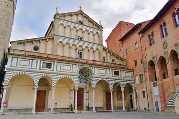 Fototapeta na wymiar exterior facade of the Cathedral of San Zeno located in the historic center of the city of Pistoia in Tuscany, Italy