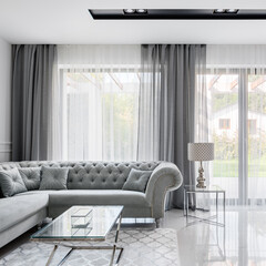 Romantic style living room