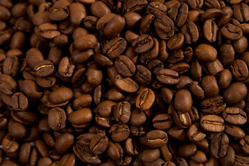 Kaffeebohnen auf einem Haufen