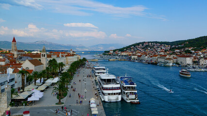 Trogir port po zachodzie słońca © FotoArt MP