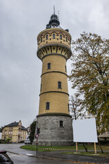 Obraz premium Wilhelminian water tower in Selestat. In 1887 genesis of Selestat drinking water network. Water tower is still in operation today. Place du General de Gaulle, Selestat, Alsace, France, Europe.