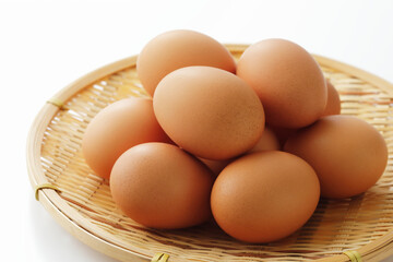 赤玉の生卵　Eggs