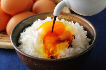 卵かけご飯　Raw egg over Rice