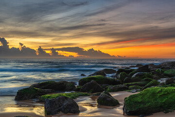 High cloud seascape with cloud bank on the horizon