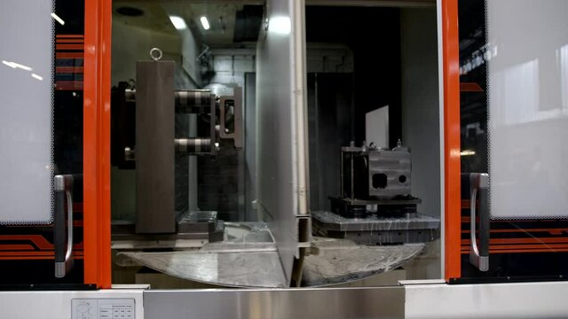 Automated rotation plate rotating two big metal machined blocks