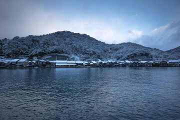 京都府 伊根の舟屋 雪景色