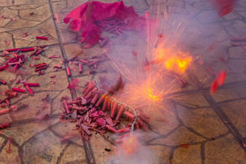 Explosions de pétards du 14 juillet