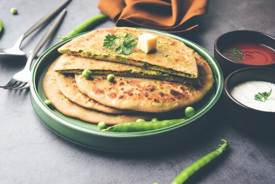 Matar Paratha or Green peas stuffed flatbread is an Indian breakfast recipe