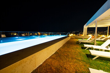 Fototapeta premium pool in the city 