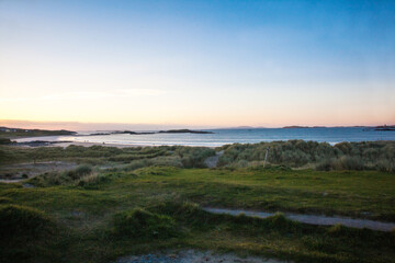 Fototapeta na wymiar sunset over the irish beach