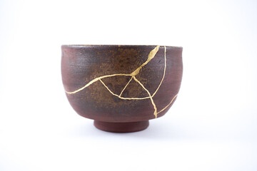 Antique Kintsugi Japanese Chawan, Gold cracks Kintsugi, Kintsukuroi Japanese technique.
