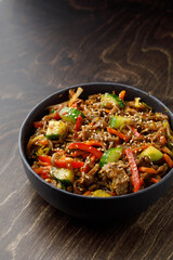 Noodles with vegetables and meat