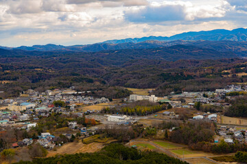 Obraz premium 山と街