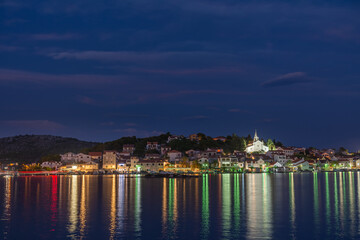 Obraz na płótnie Canvas Rogoznica nocą - Chorwacja.