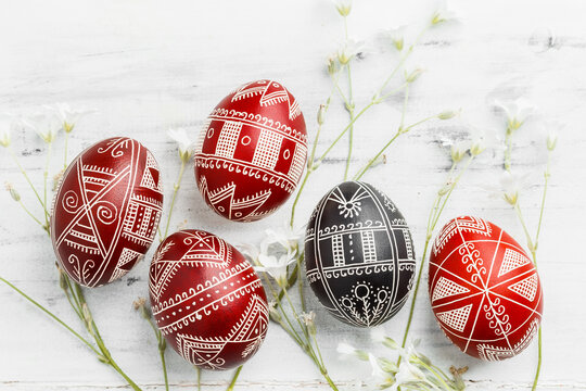 Black and red Easter eggs. Ukrainian pysanka