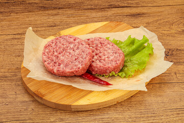 Raw beef cutlet for burger