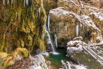 Hinang - Wasserfall - Schnee - Winter - Allgäu