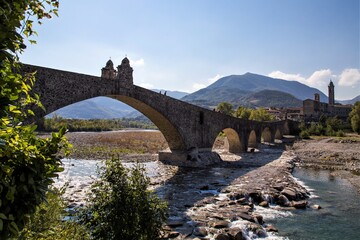 Fototapeta na wymiar Il Ponte di Bobbio