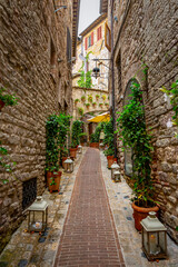 Fototapeta na wymiar Beautiful street in Assisi, Umbria (Italy)