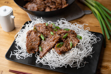 mongolian beef on fried glass noodle