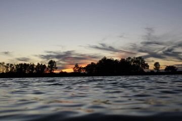 atardecer en la laguna