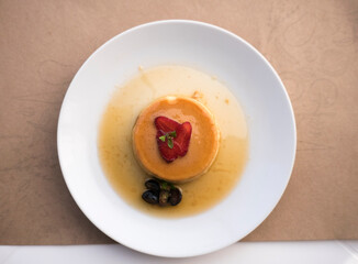 Flan con arándanos