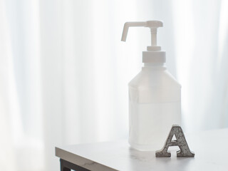 アルコール消毒スプレーとQ&A。新型コロナウイルス・COVID-19対策。