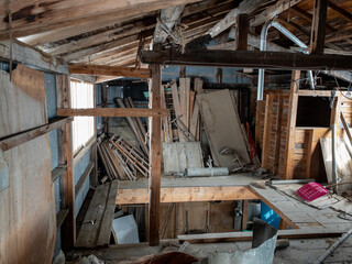 農家の古い倉庫　物置小屋　内部