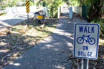 bicycle lane sign