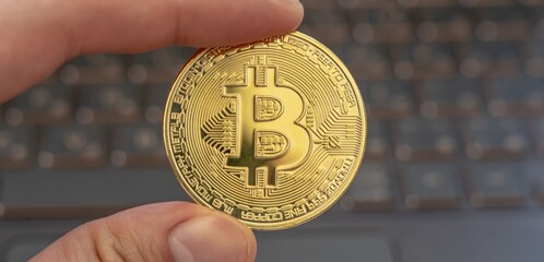 ビットコイン　暗号通貨　仮想通貨　パソコン