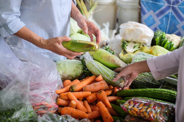 Process of vegetable transactions in traditional markets