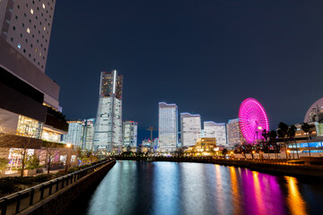 Naklejka premium 横浜みなとみらい クリスマスイブの全館点灯イベント