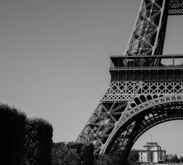 eiffel tower segment