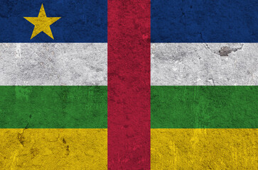 Fahne von Zentralafrikanische Republik auf verwittertem Beton